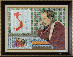 Tranh ghép tem Bác Hồ nói chuyện điện thoại